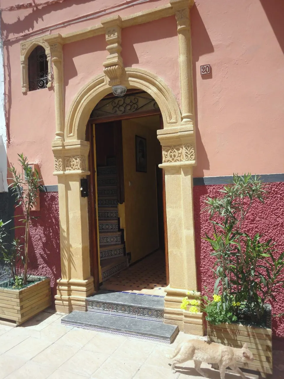 The door open onto the stairs
